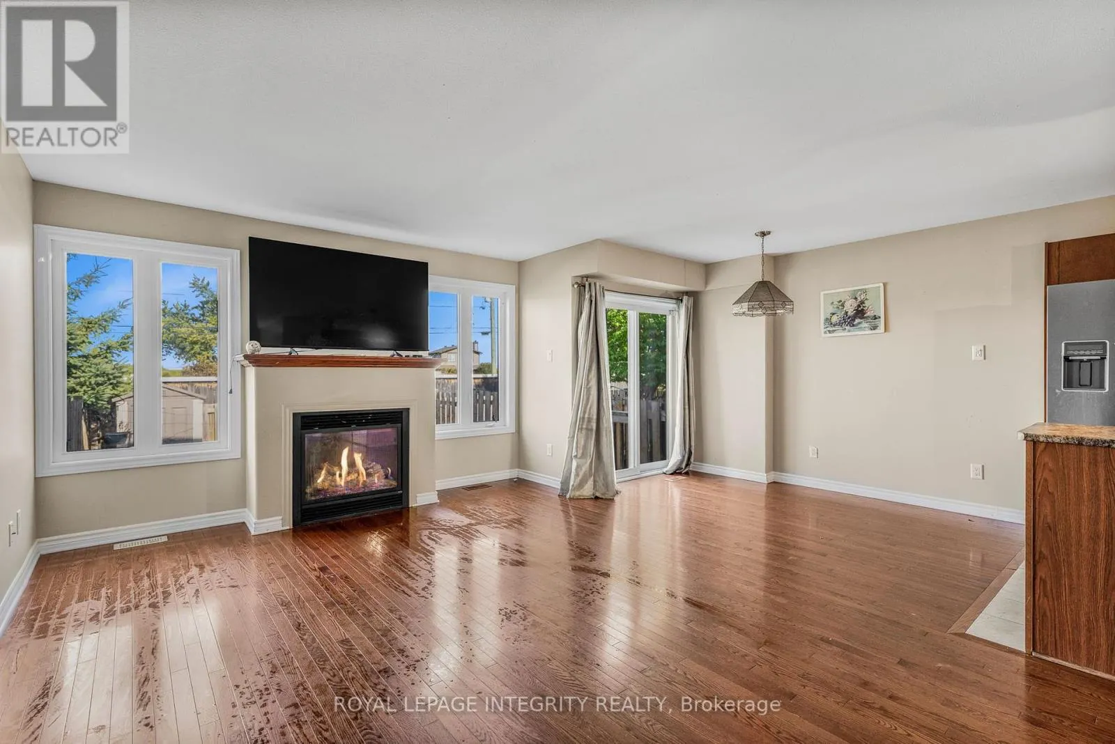 1899 ARROWGRASS WAY