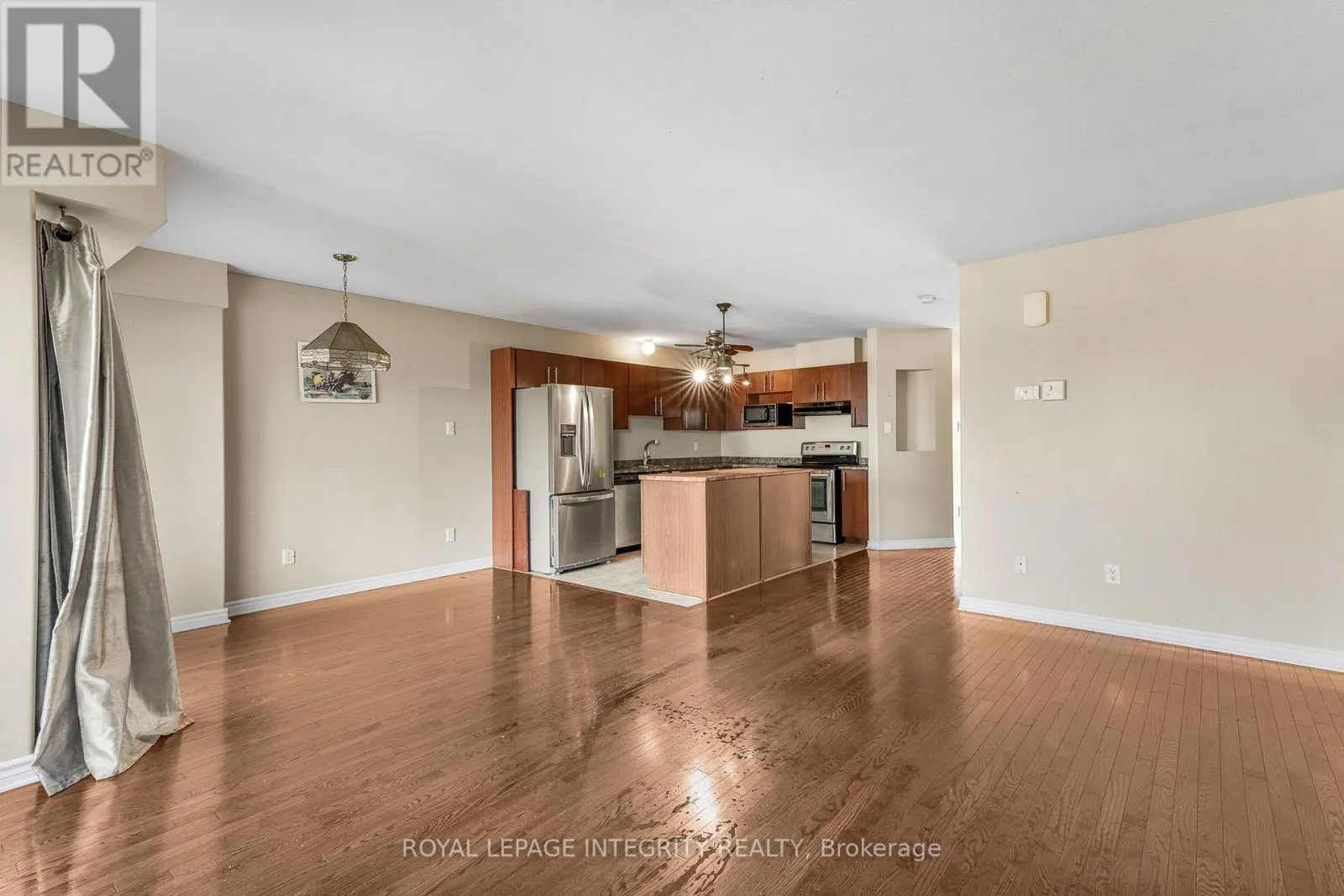 1899 ARROWGRASS WAY