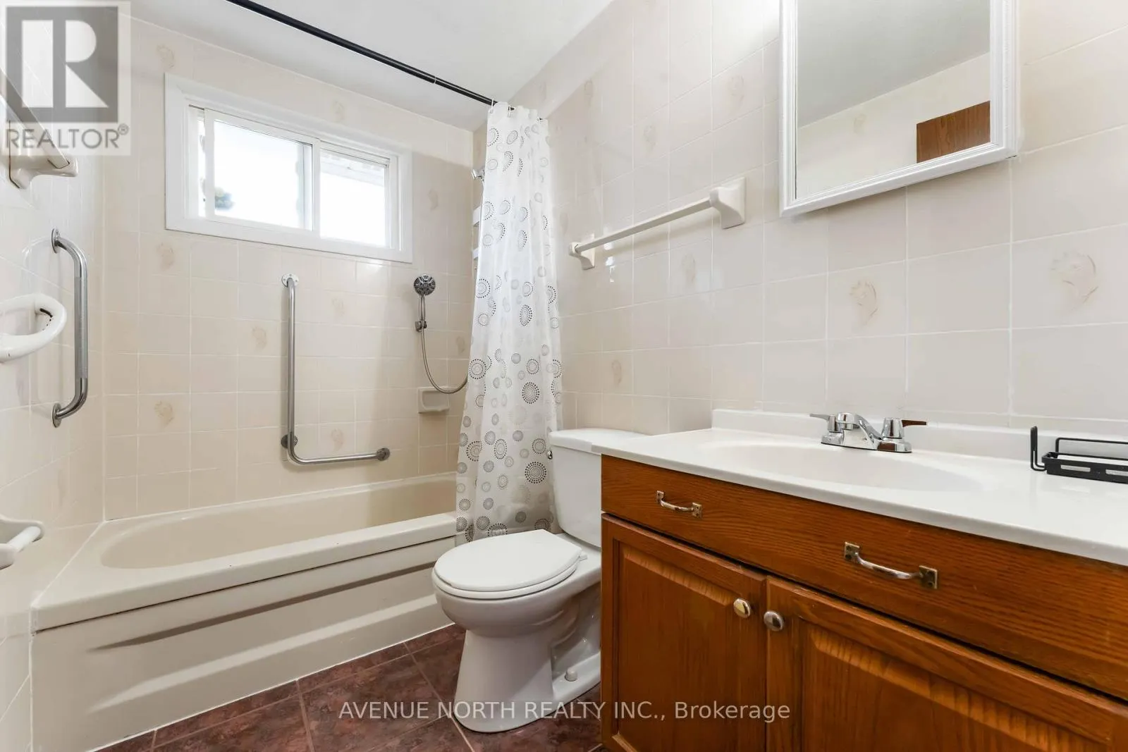 2178 ERINBROOK CRESCENT