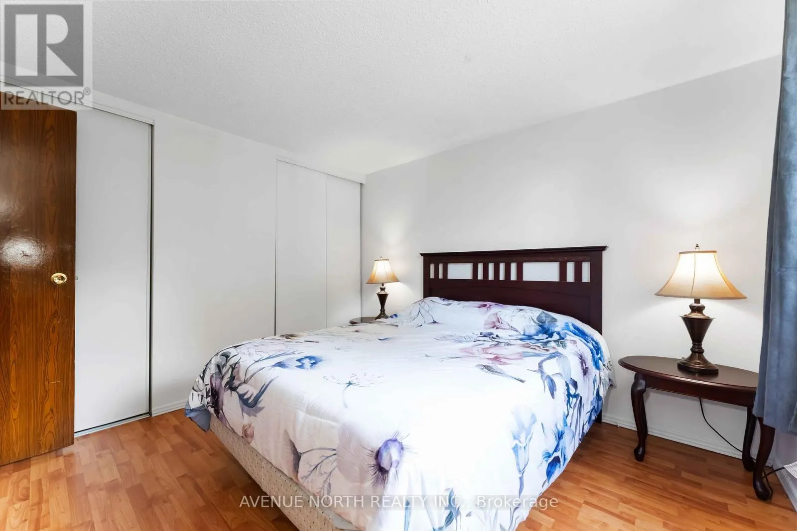 2178 ERINBROOK CRESCENT