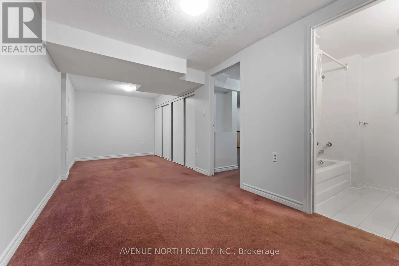 2178 ERINBROOK CRESCENT