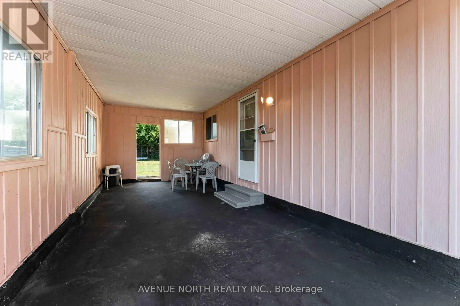 2178 ERINBROOK CRESCENT