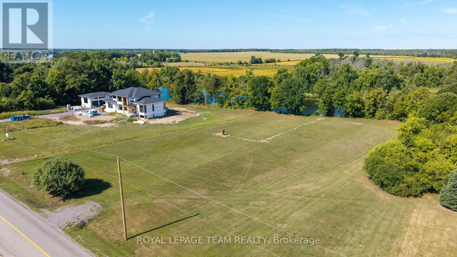 1075 RIVER ROAD