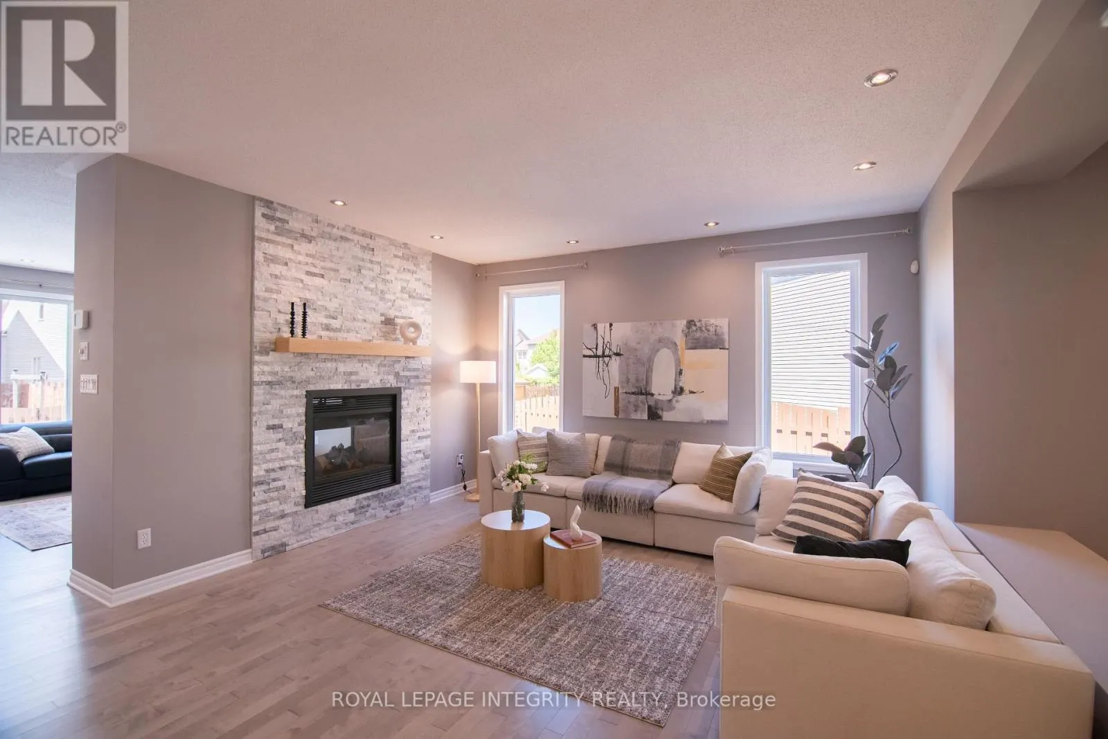 34 KEIGHLEY CIRCLE