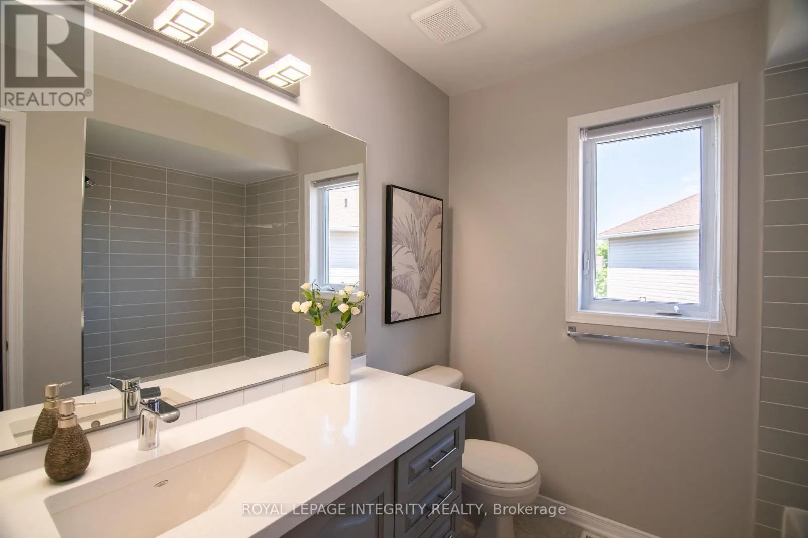 34 KEIGHLEY CIRCLE