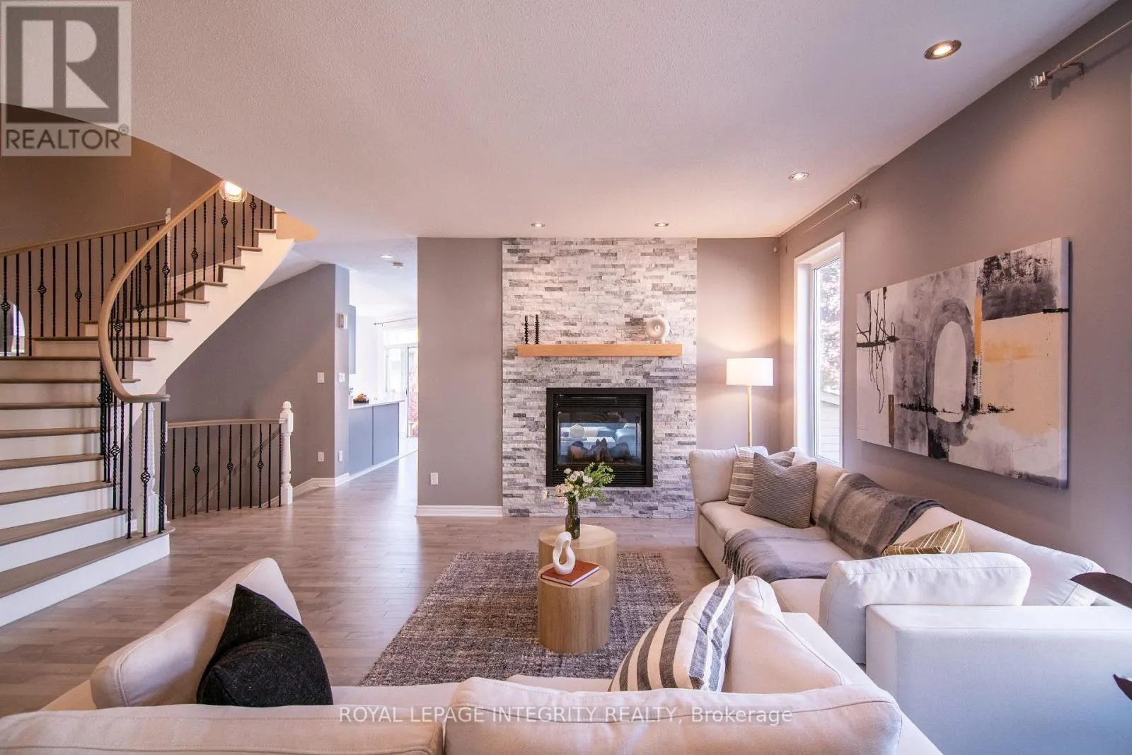 34 KEIGHLEY CIRCLE