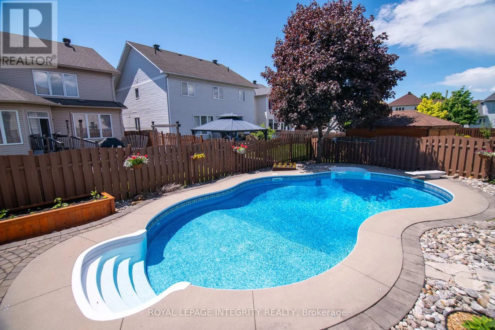34 KEIGHLEY CIRCLE