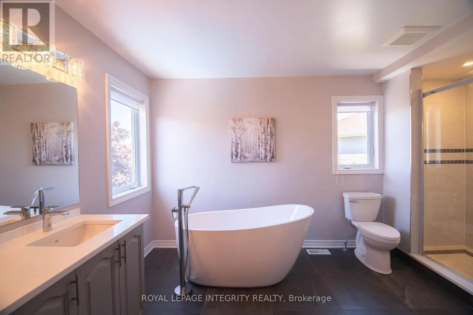 34 KEIGHLEY CIRCLE