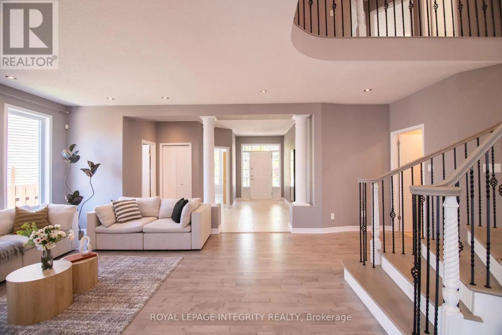 34 KEIGHLEY CIRCLE