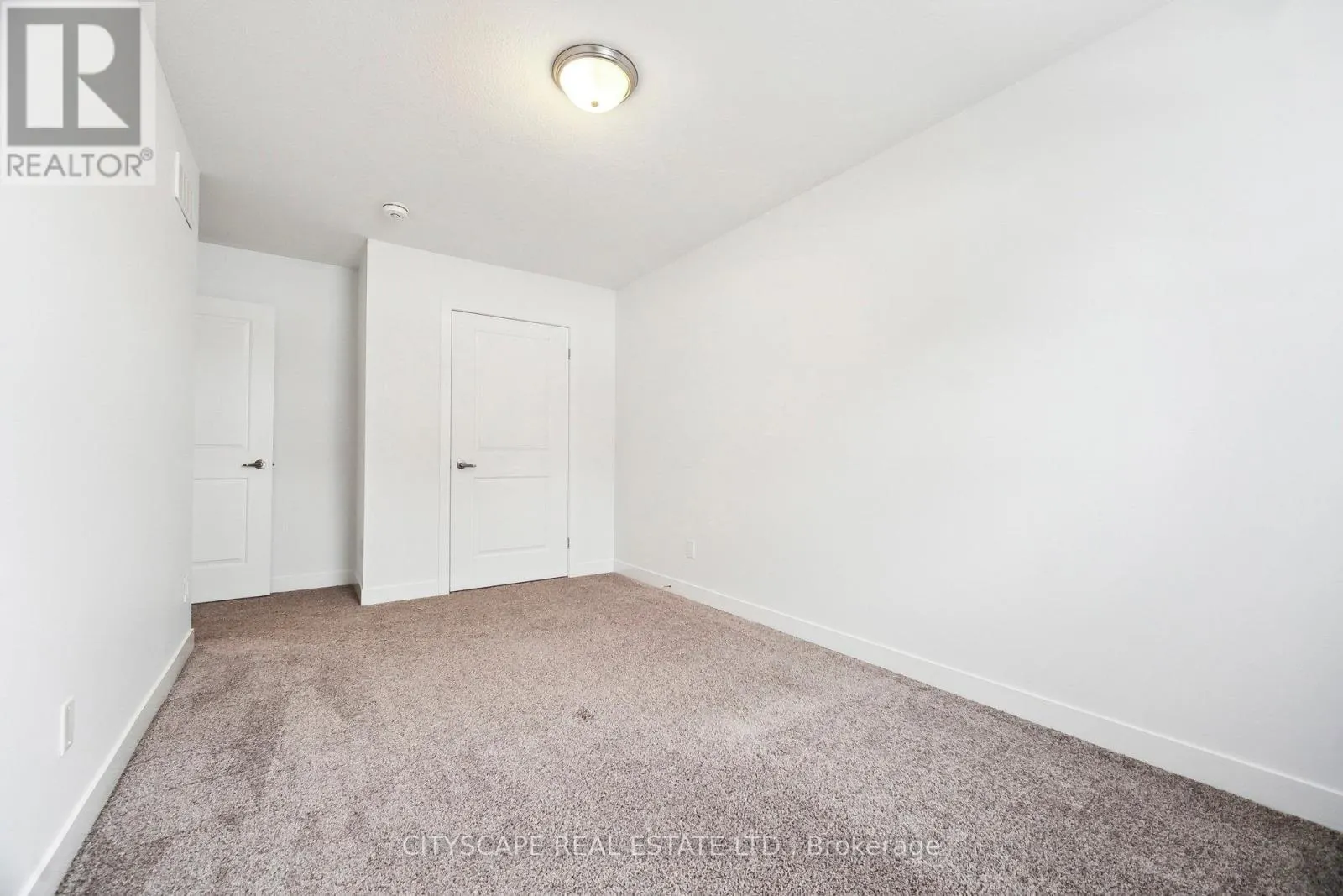 B3 - 439 ATHLONE AVENUE