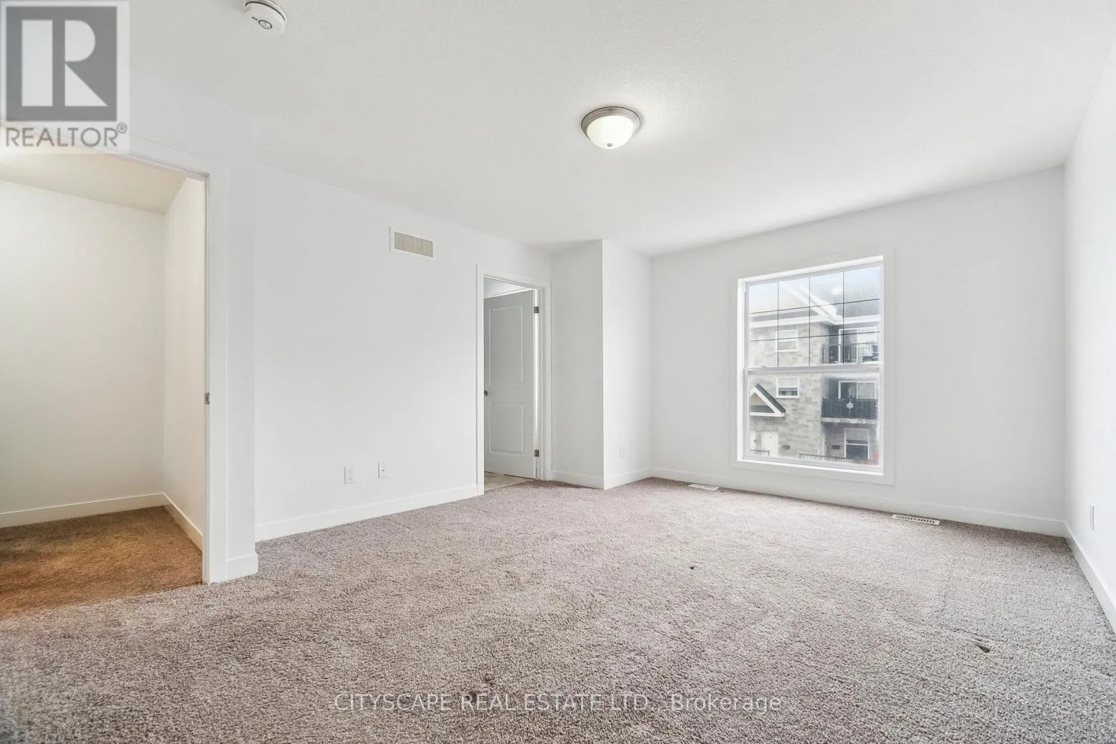 B3 - 439 ATHLONE AVENUE