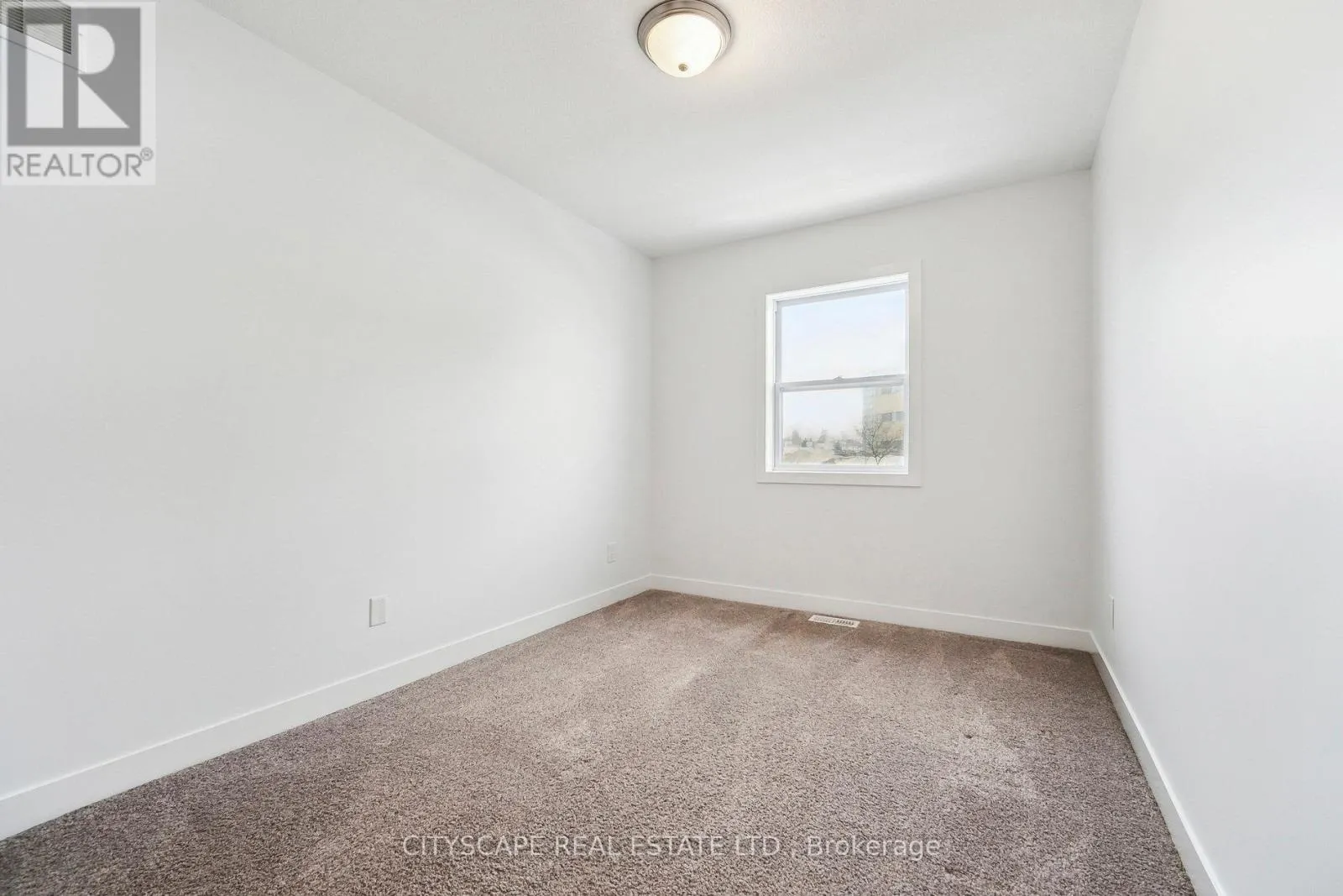B3 - 439 ATHLONE AVENUE