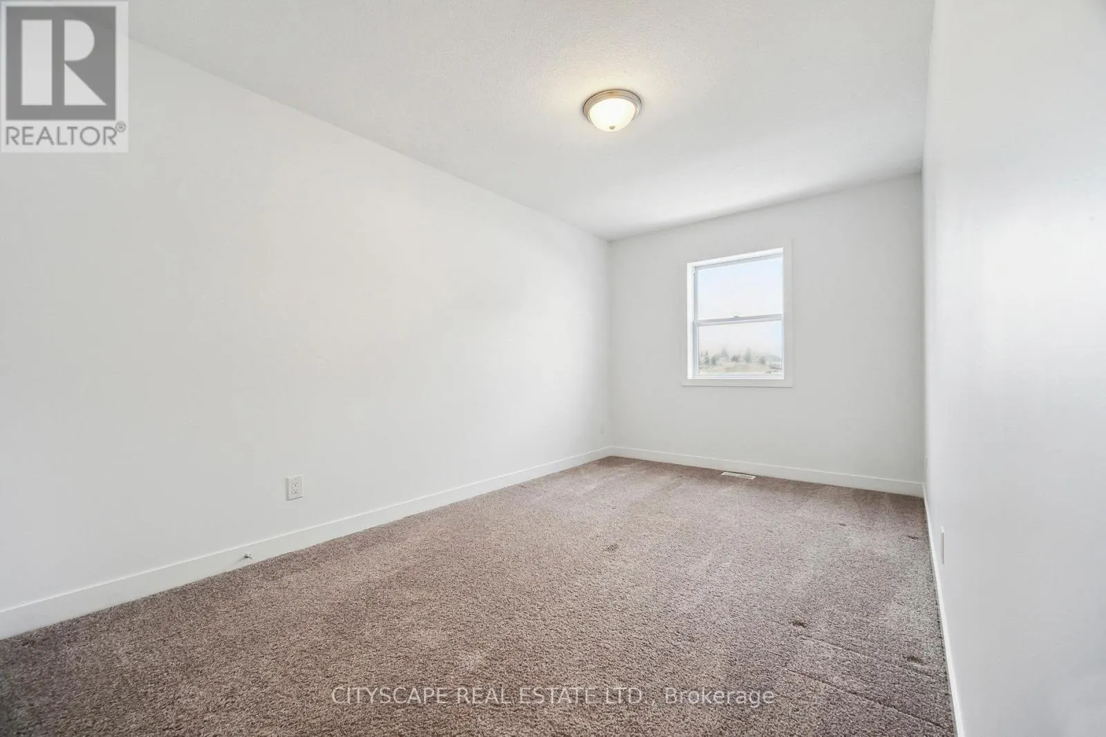B3 - 439 ATHLONE AVENUE