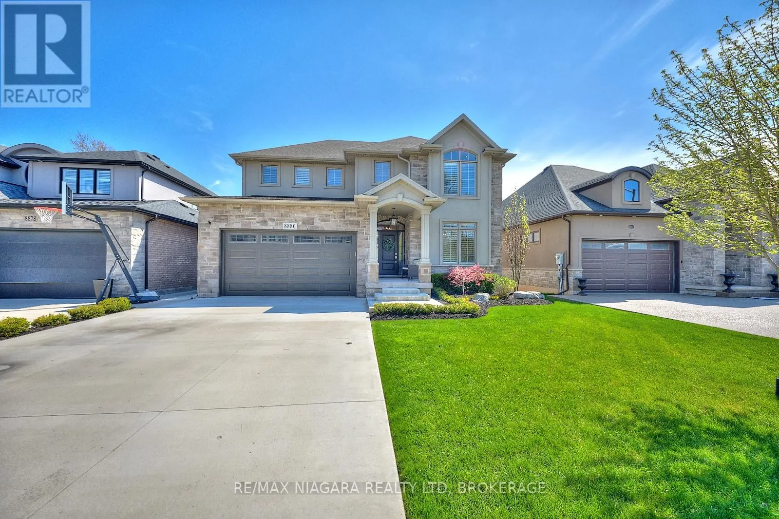 8886 BLACK FOREST CRESCENT