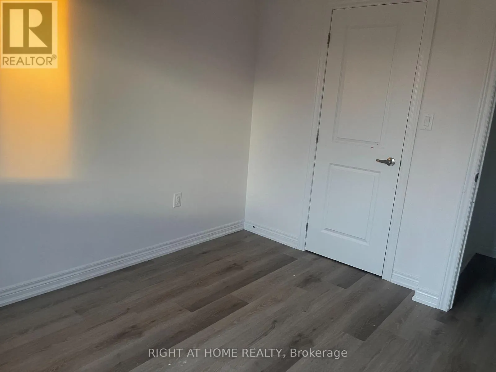 31 - 448 BLACKBURN DRIVE