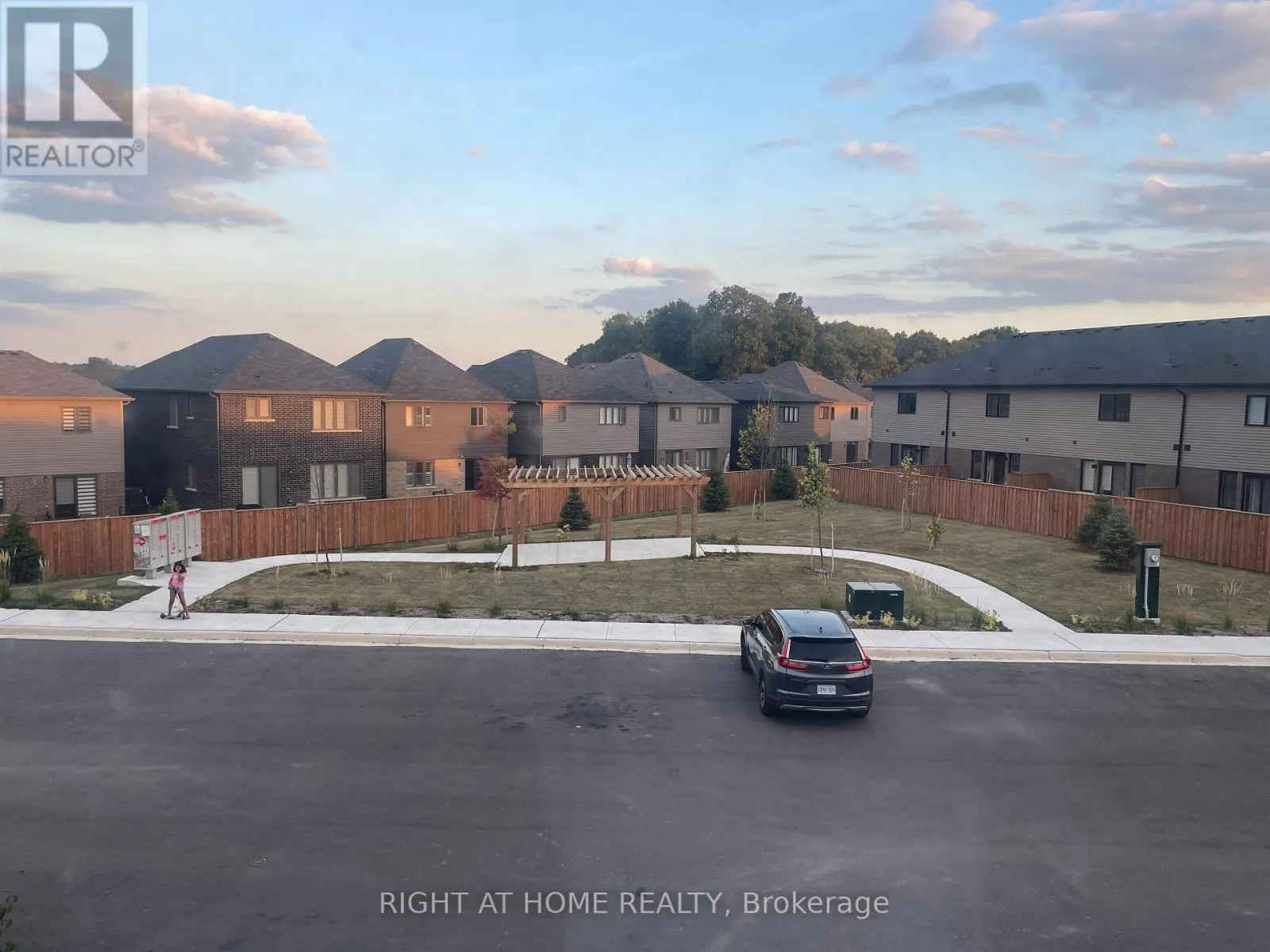 31 - 448 BLACKBURN DRIVE
