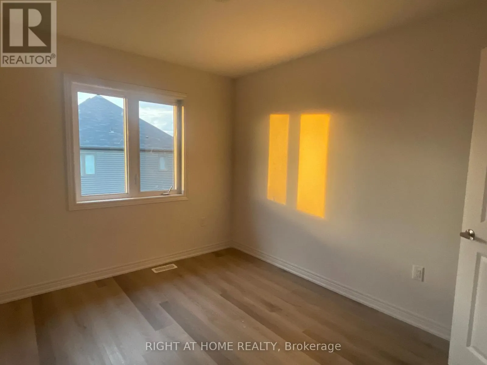 31 - 448 BLACKBURN DRIVE
