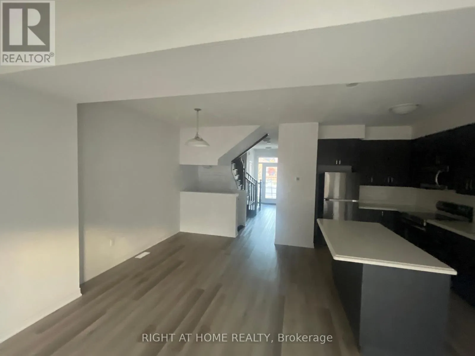 31 - 448 BLACKBURN DRIVE
