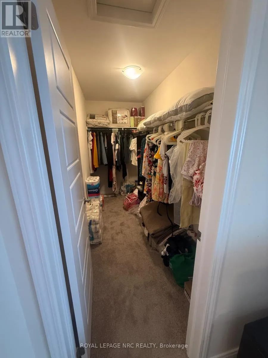 4 ESTHER CRESCENT