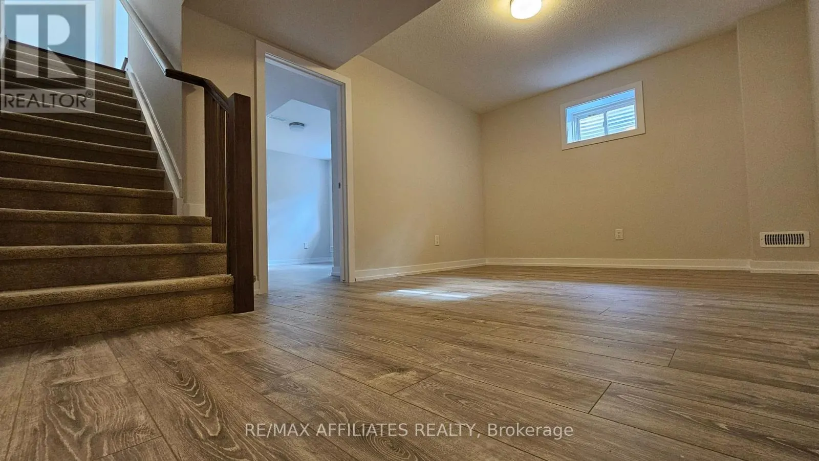 610 ALOPEX ROW