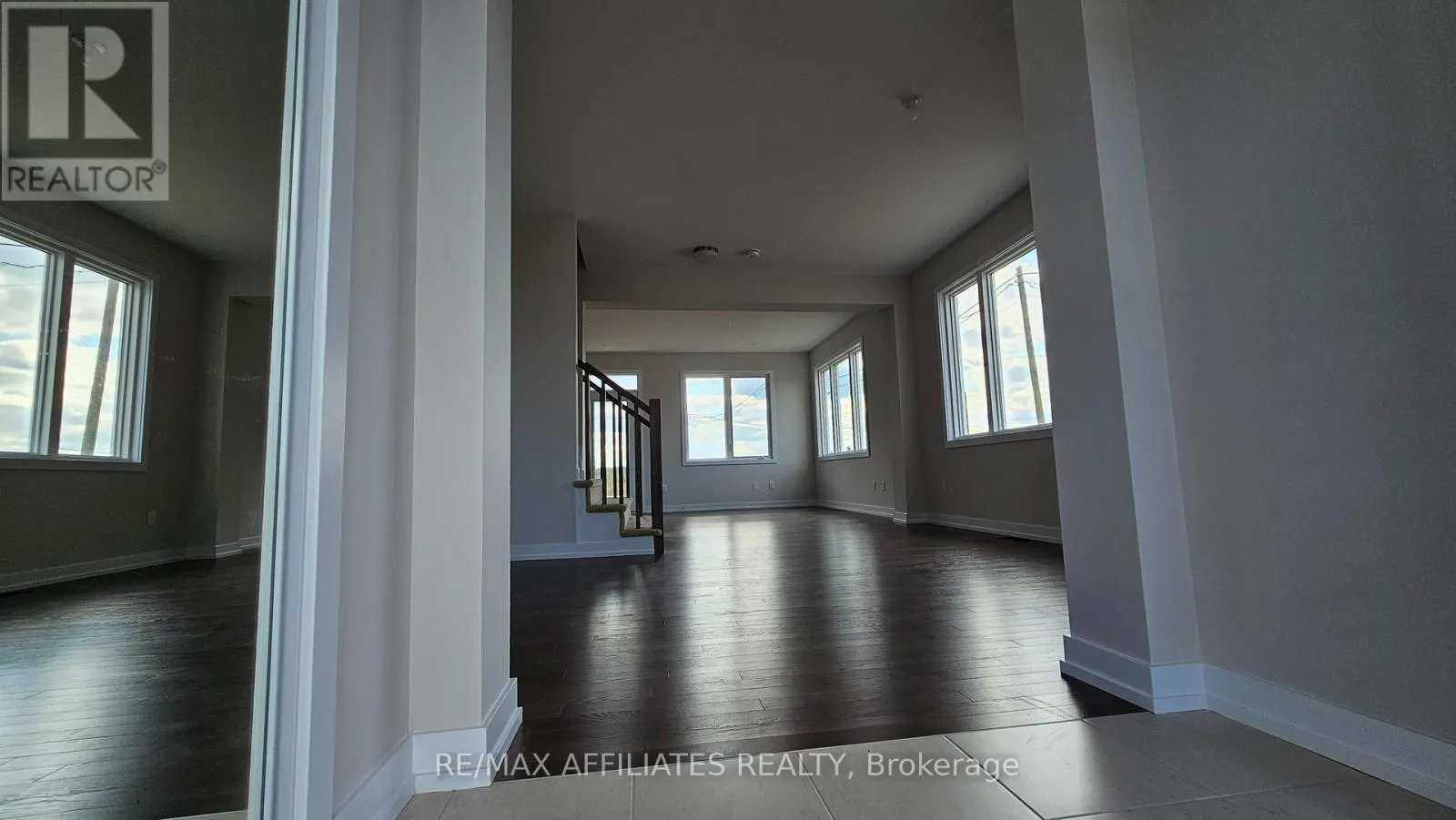 610 ALOPEX ROW