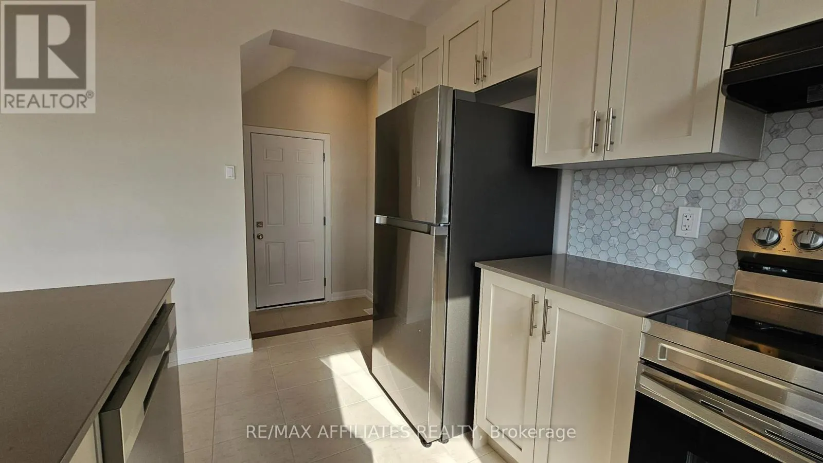 610 ALOPEX ROW
