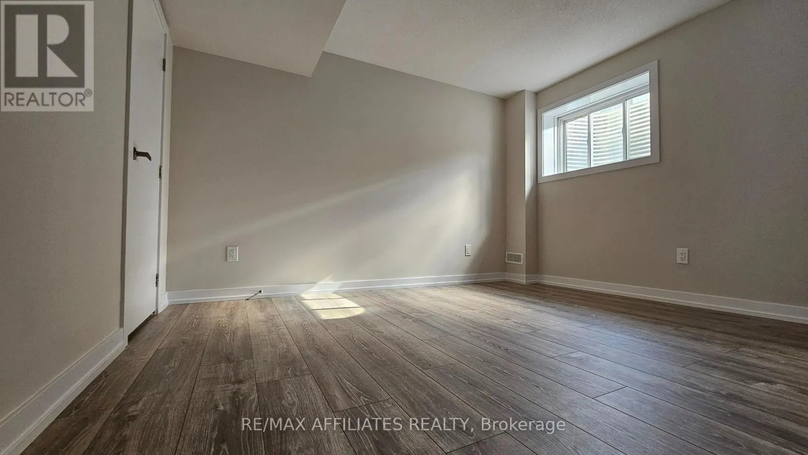 610 ALOPEX ROW