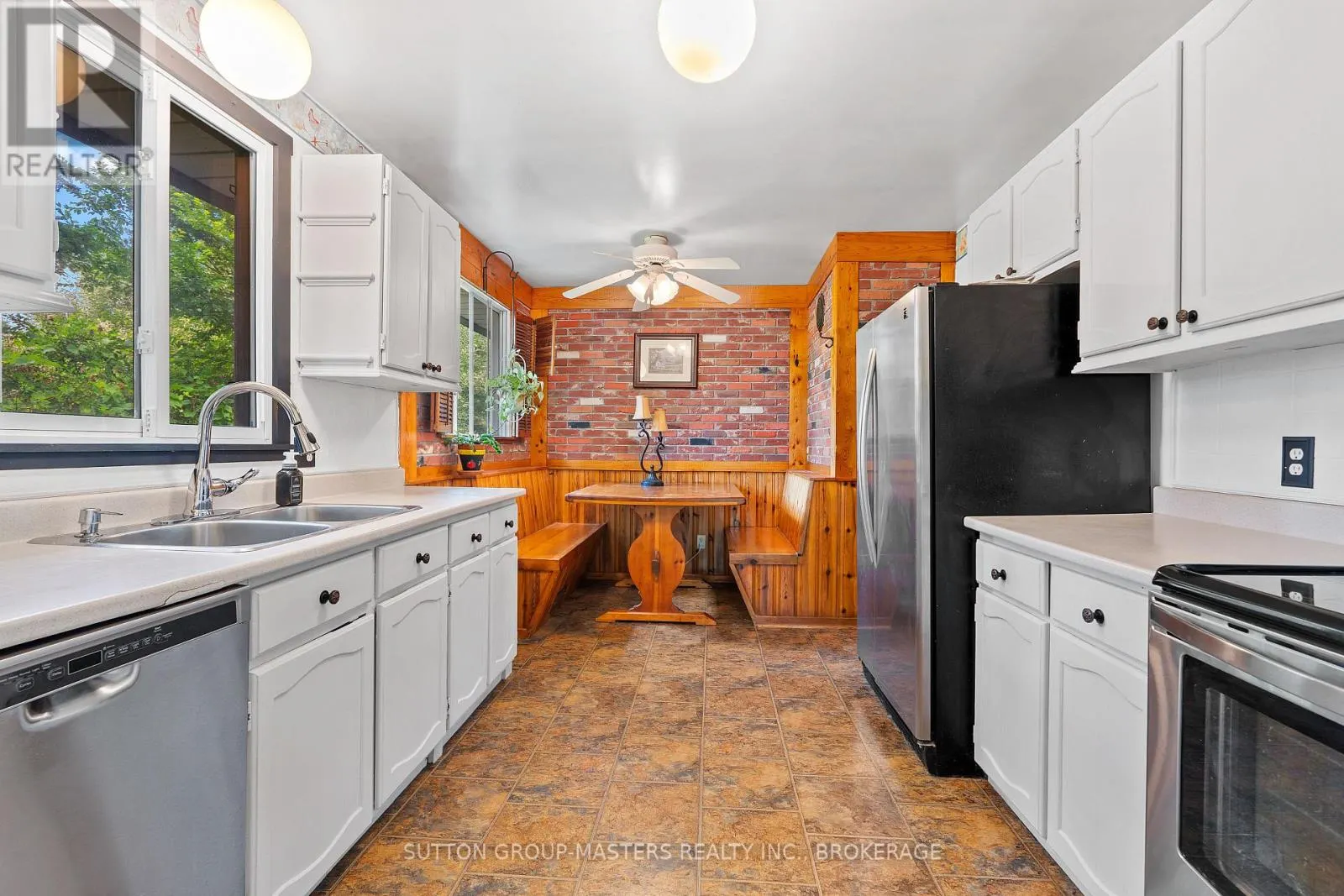 798 DANBURY ROAD