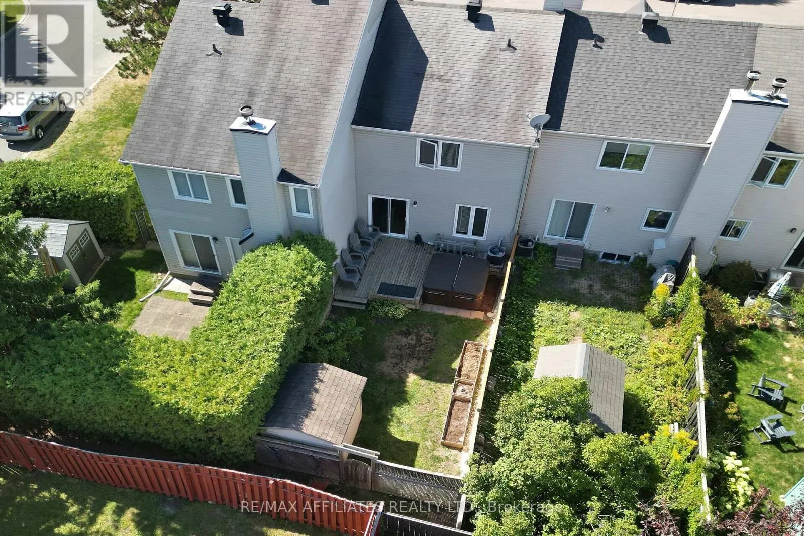 74 MARKLAND CRESCENT
