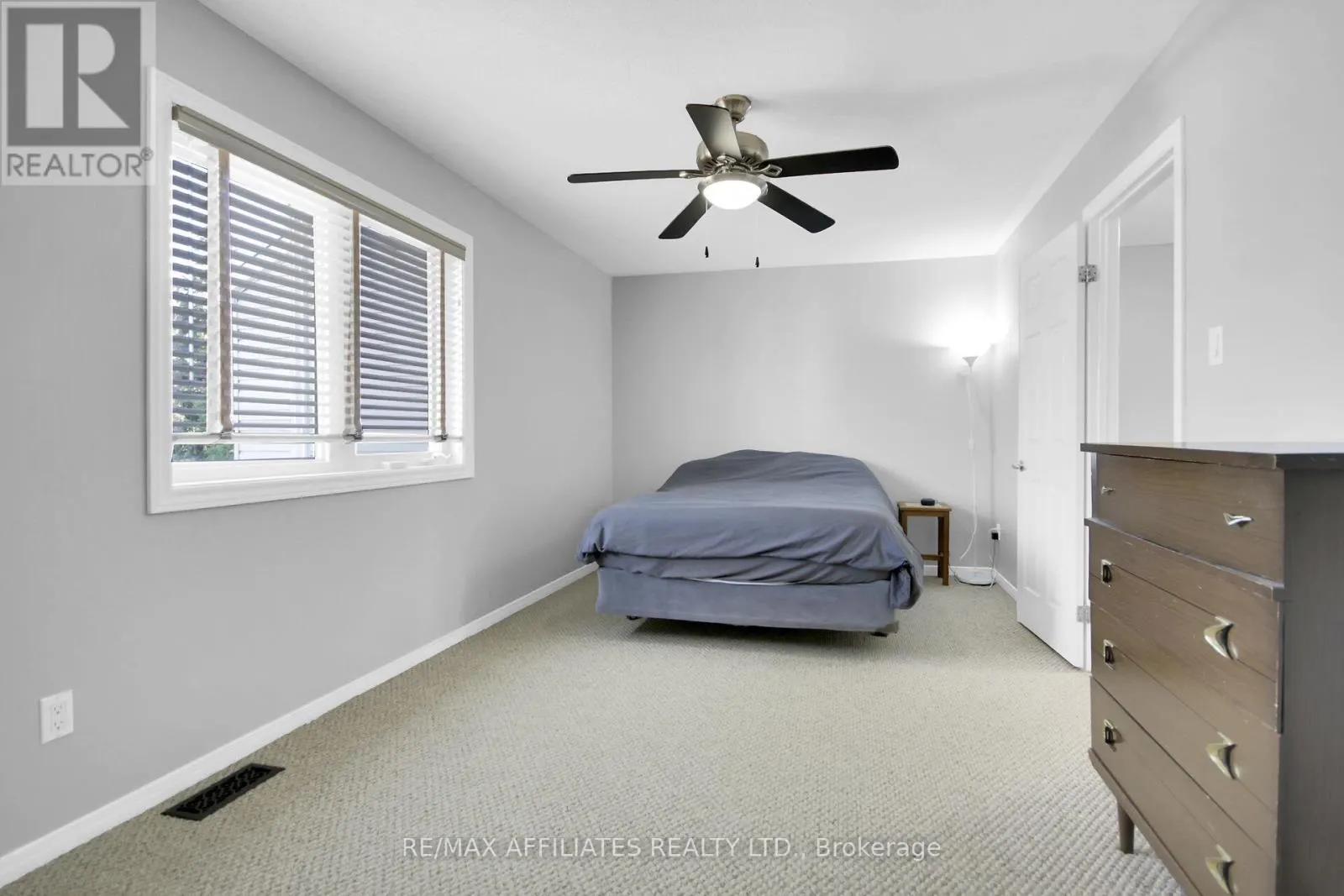 74 MARKLAND CRESCENT