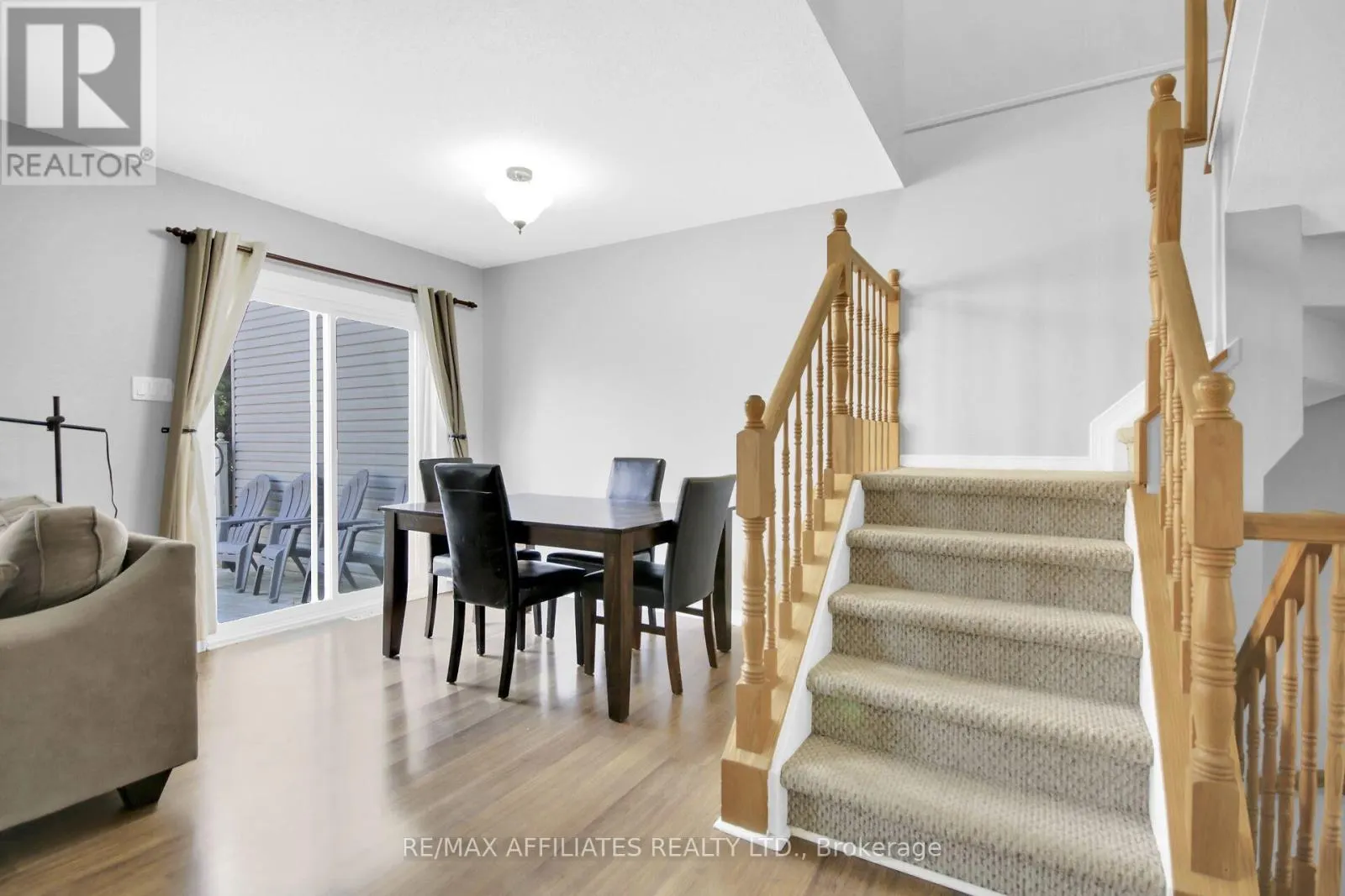 74 MARKLAND CRESCENT