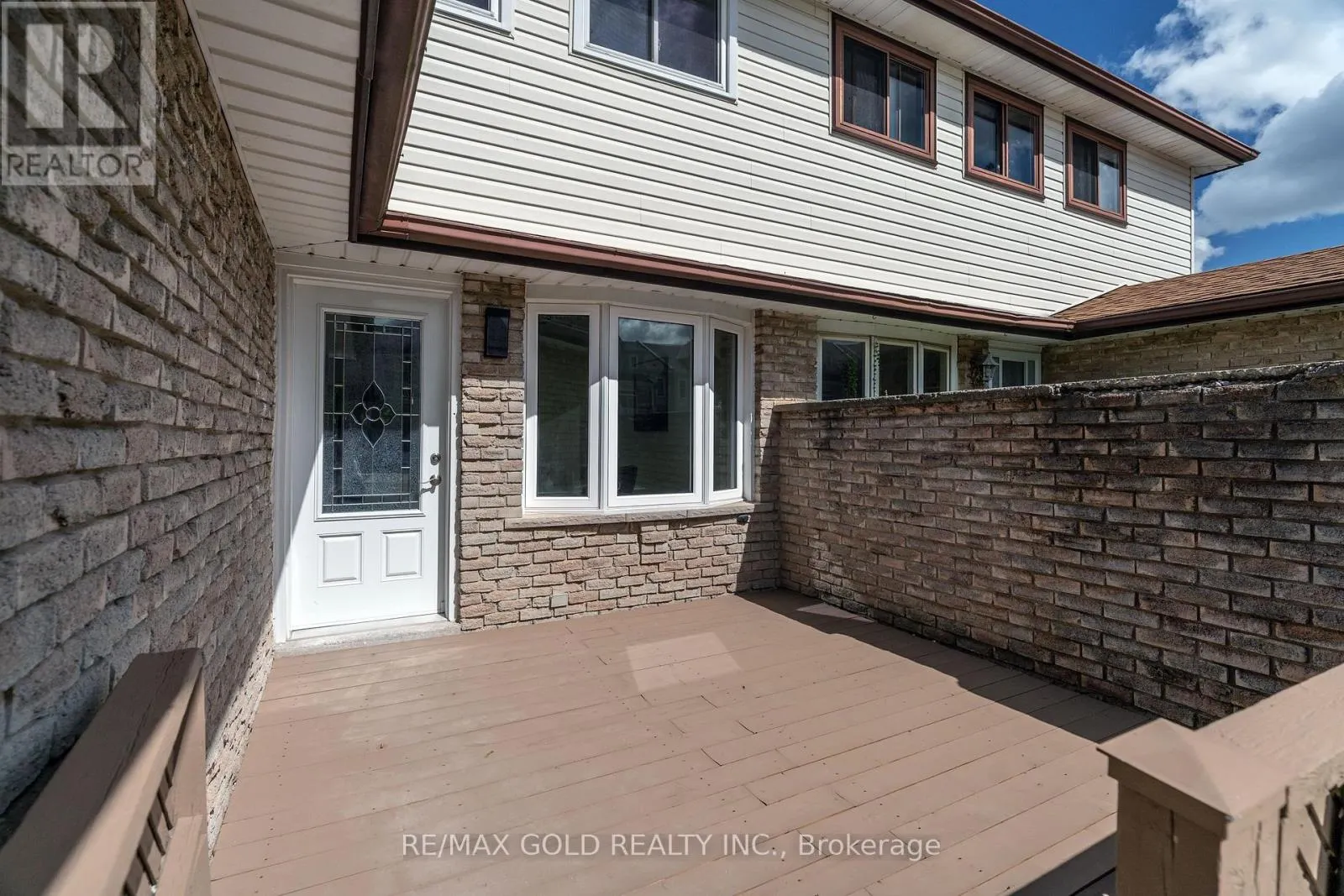 384 WESTWOOD DRIVE