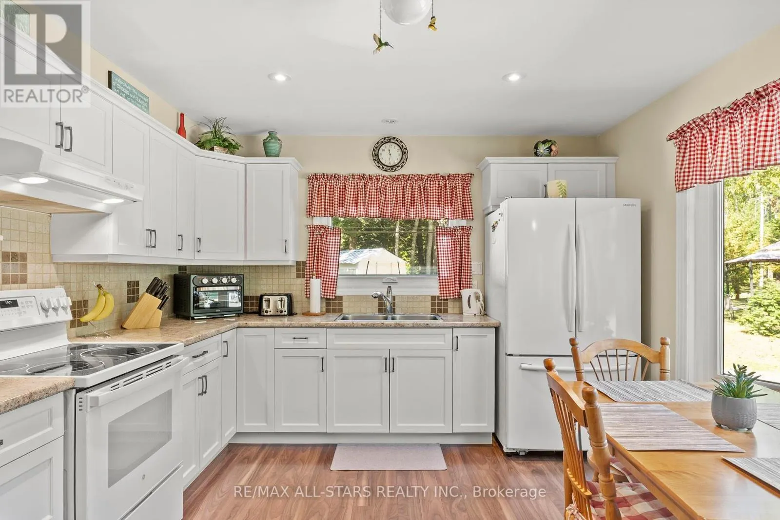 315 SOMERVILLE 11 CONCESSION