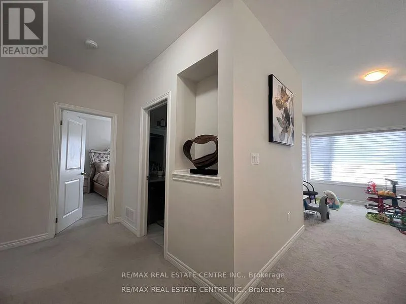 12 SWAN AVENUE