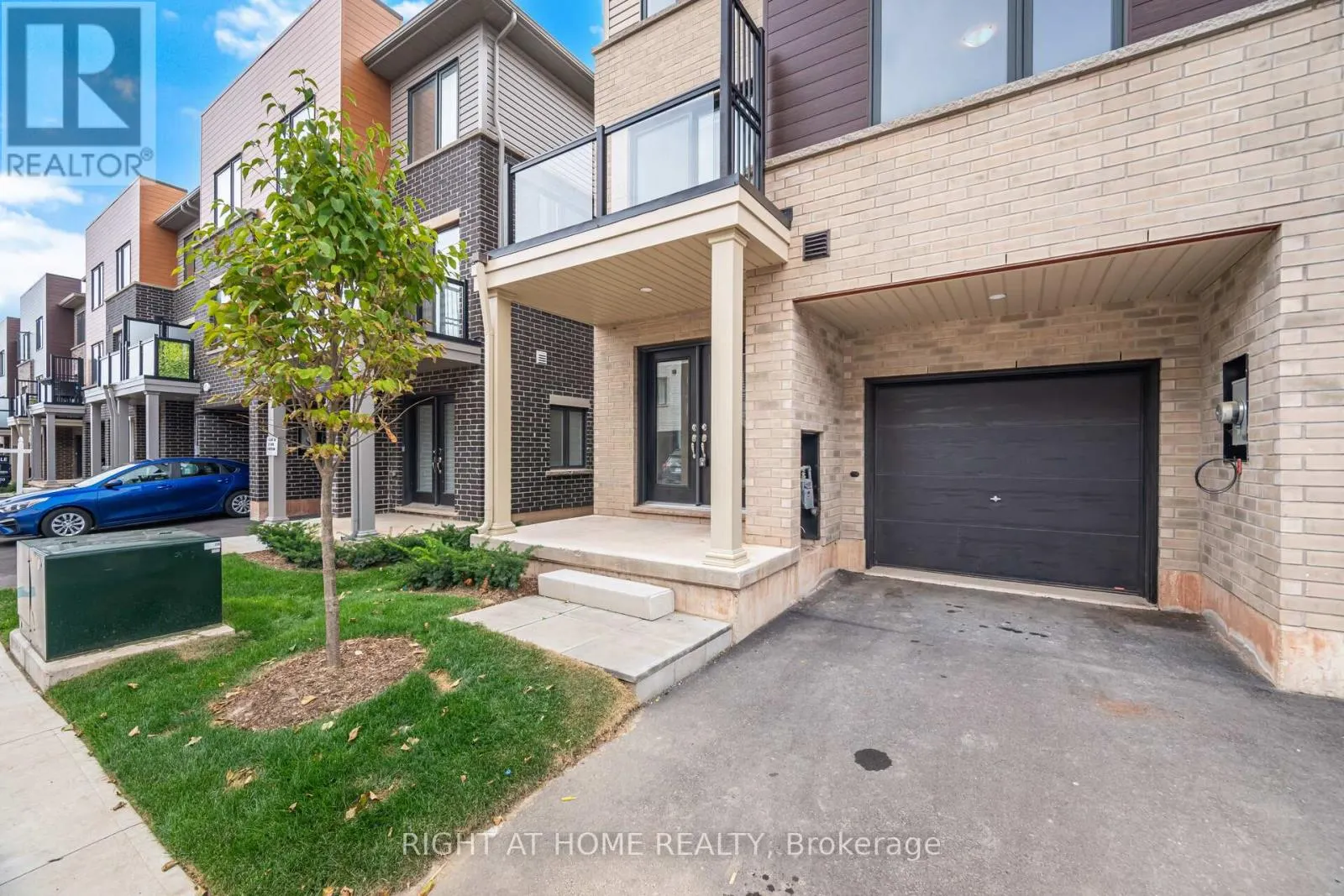 14 DRYDEN LANE