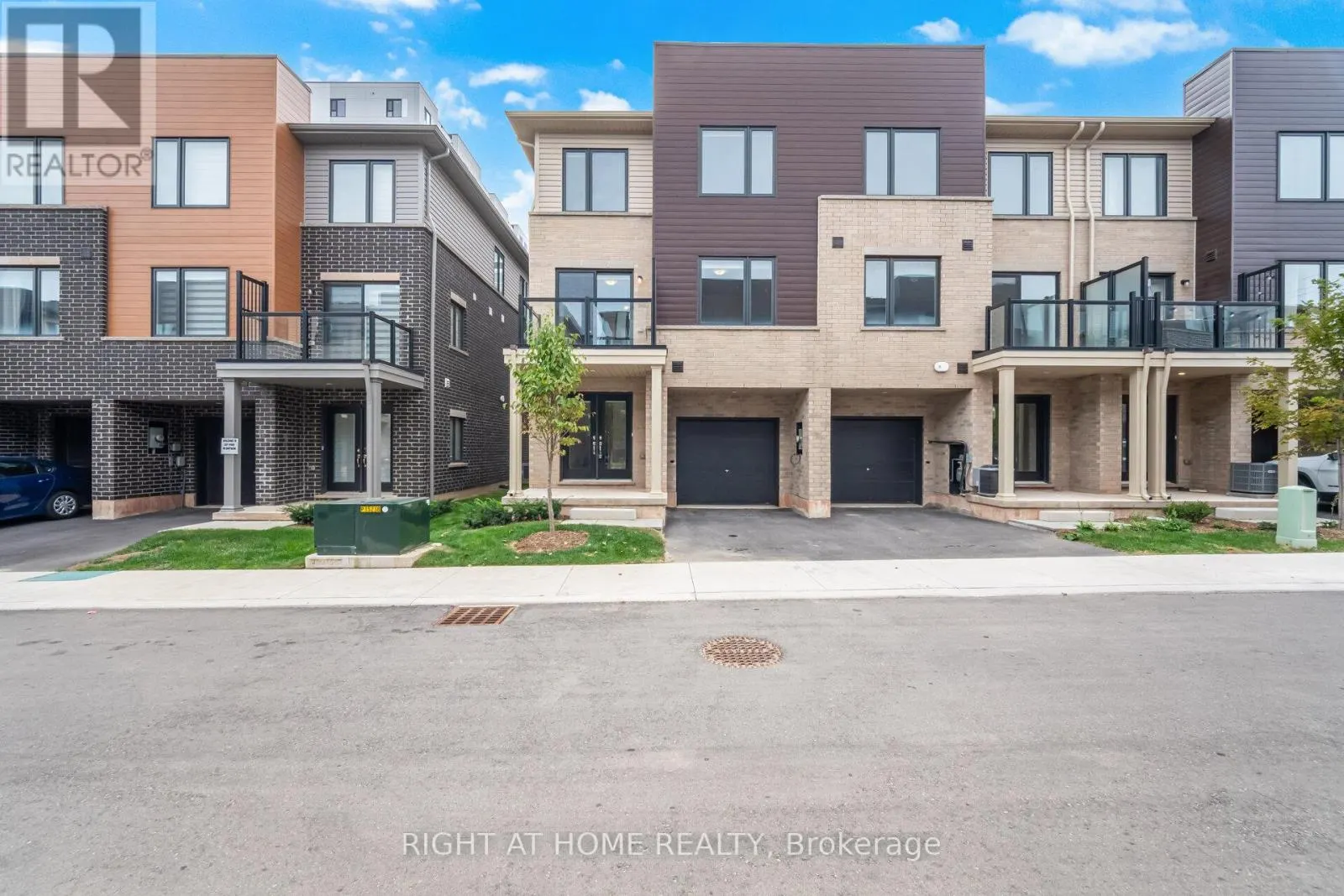 14 DRYDEN LANE