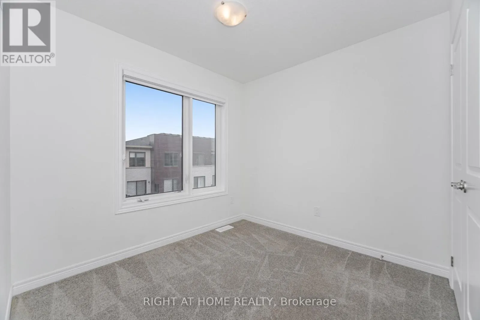 14 DRYDEN LANE