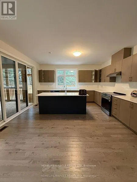 1006 KINGSRIDGE COURT