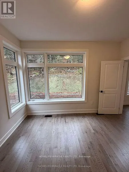 1006 KINGSRIDGE COURT