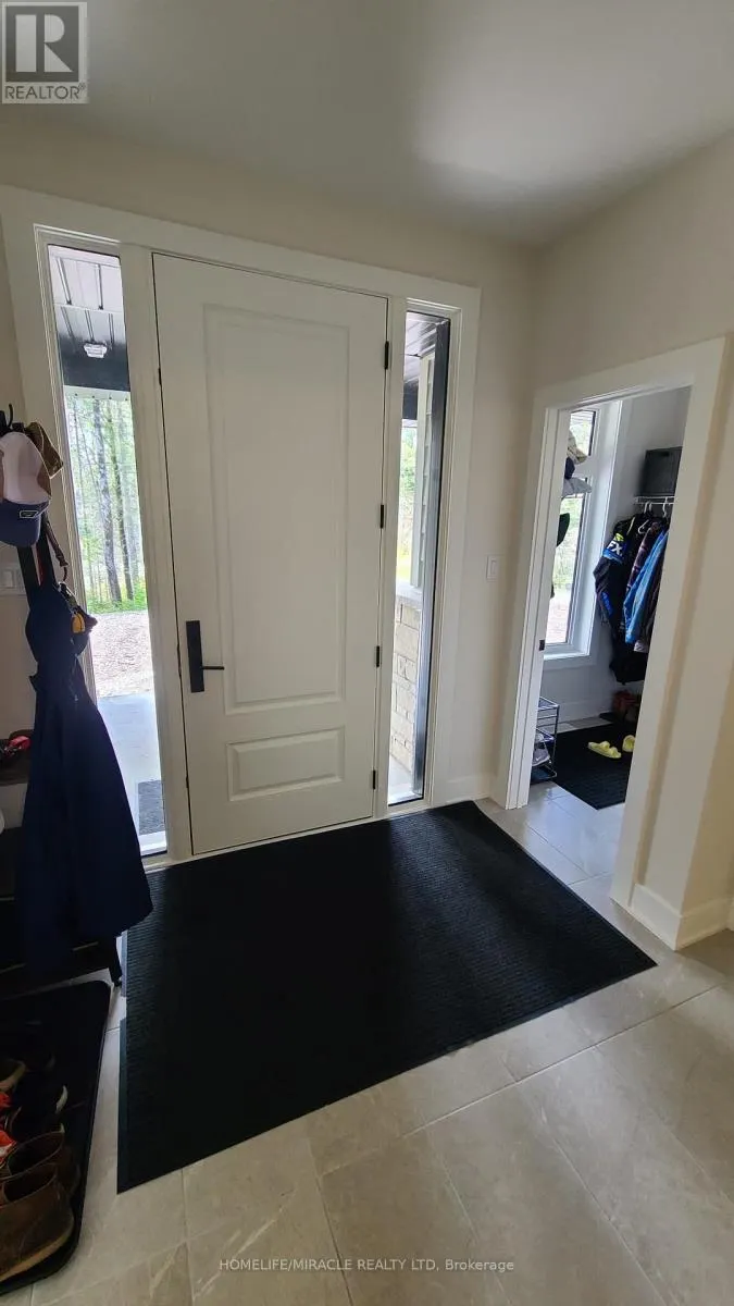 1006 KINGSRIDGE COURT