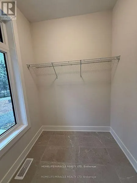 1006 KINGSRIDGE COURT