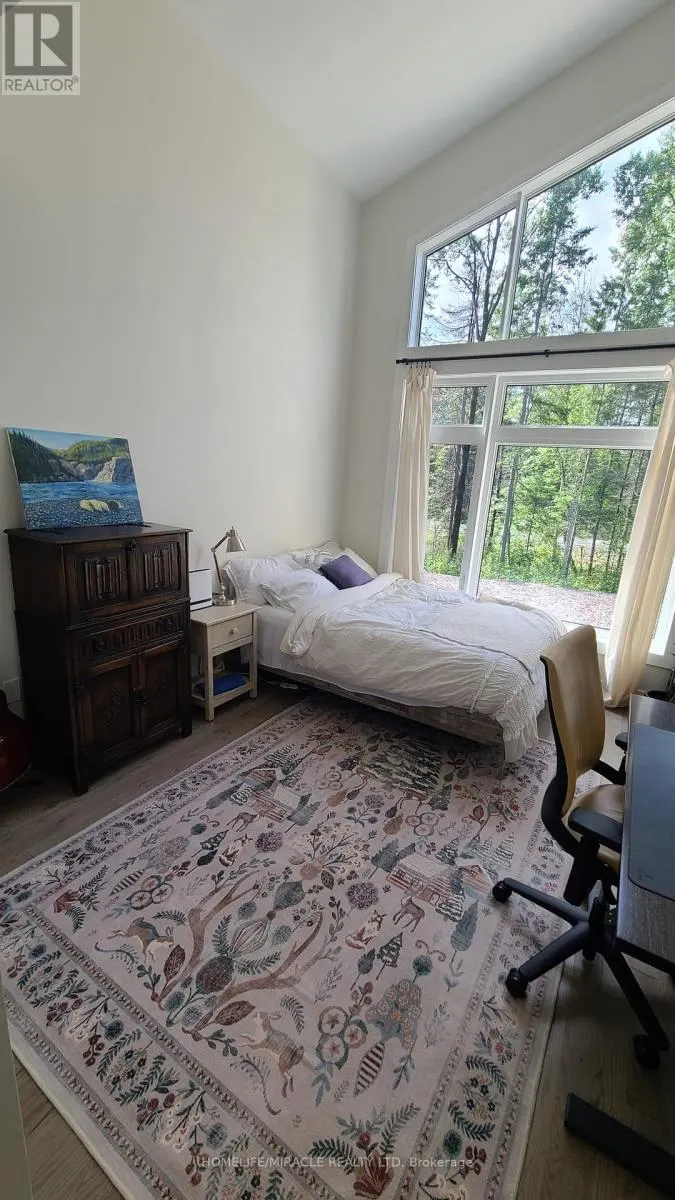 1006 KINGSRIDGE COURT