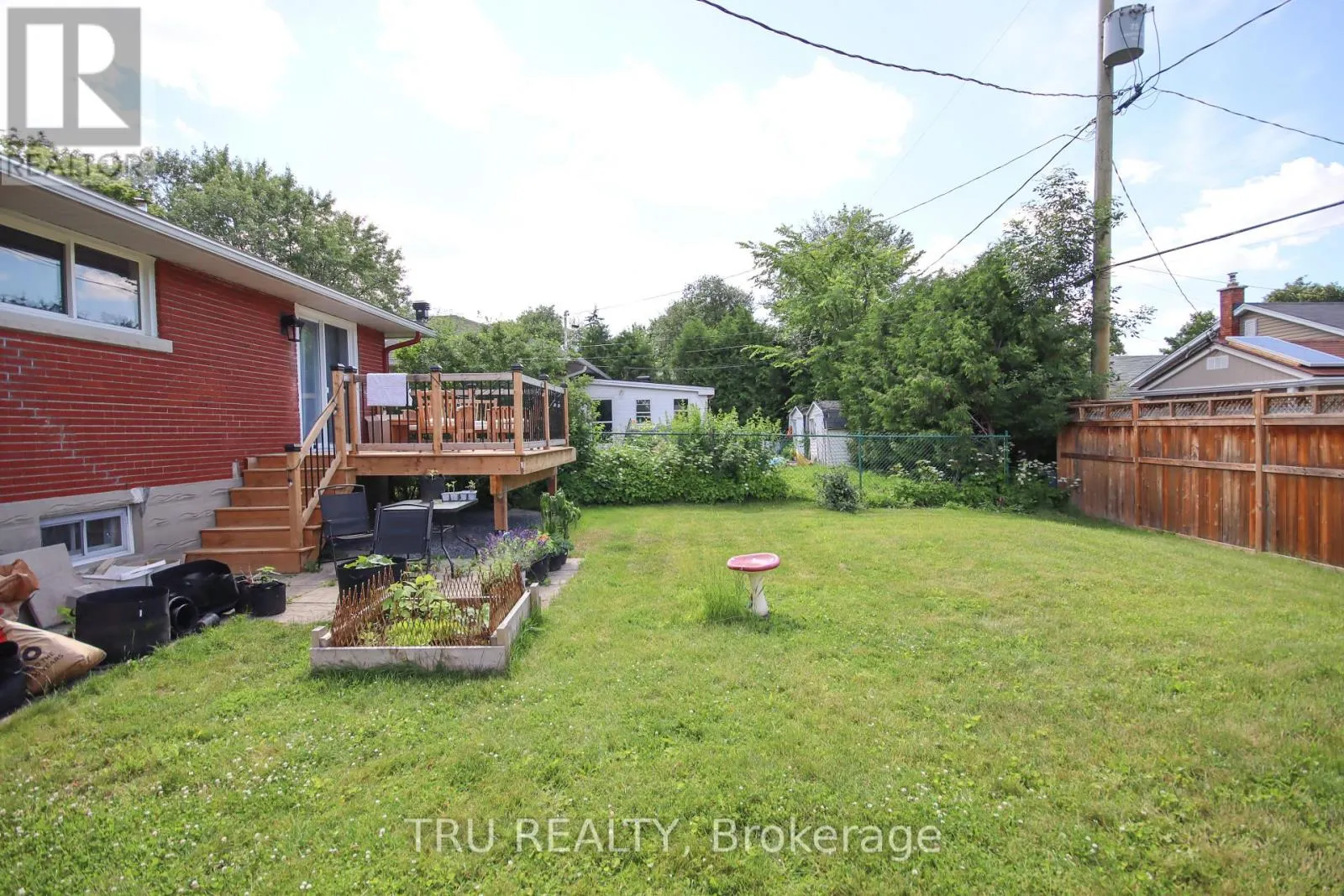 A - 759 ADAMS AVENUE
