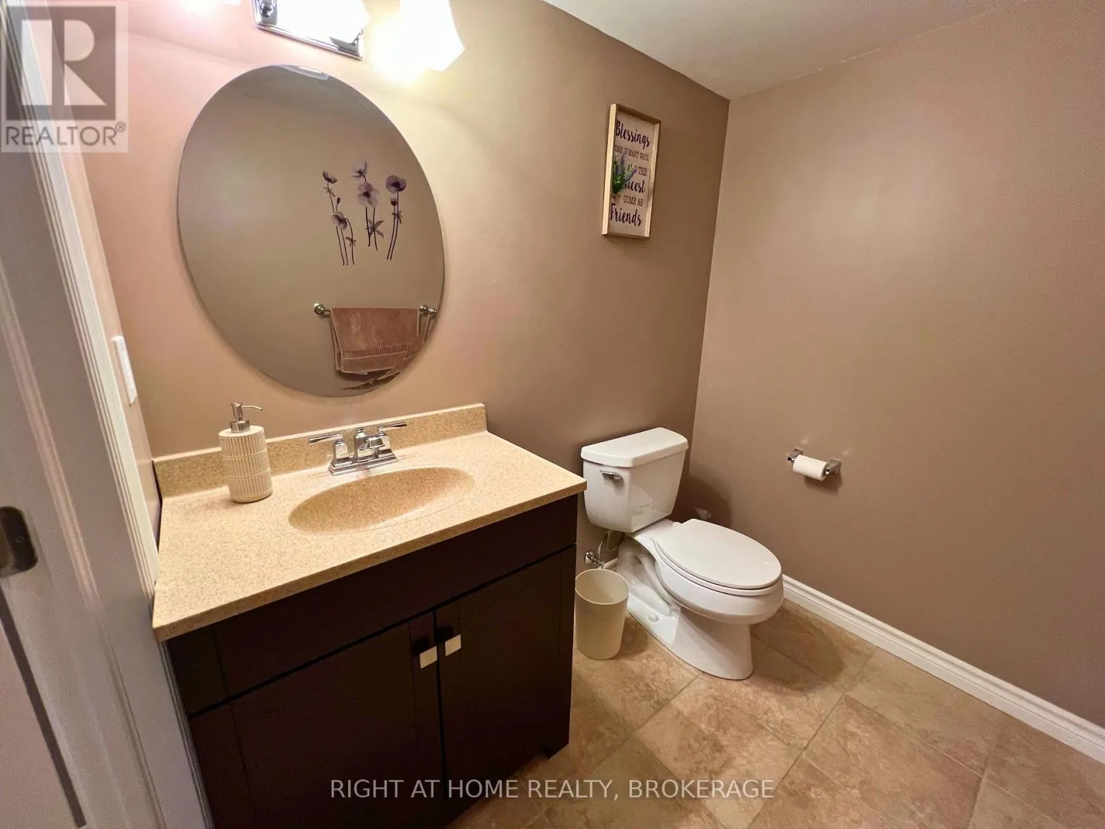 33 - 541 WINSTON ROAD, #33