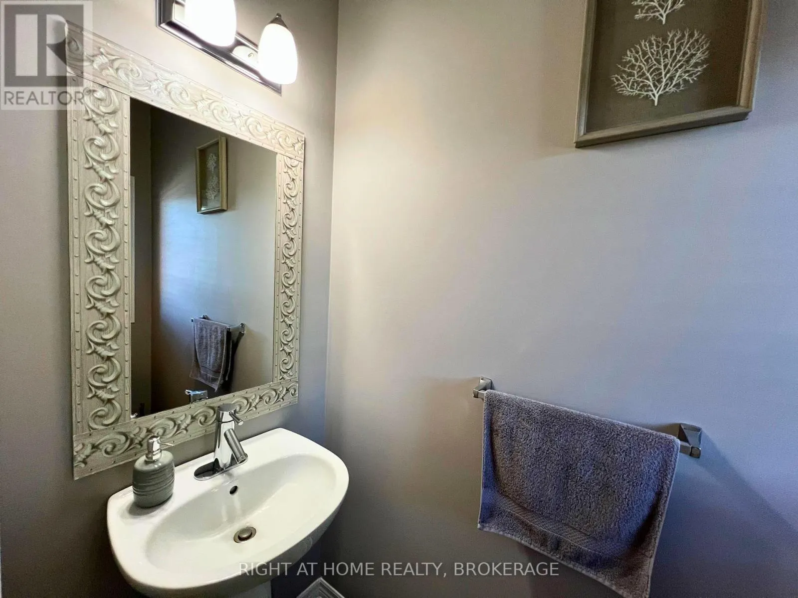 33 - 541 WINSTON ROAD, #33