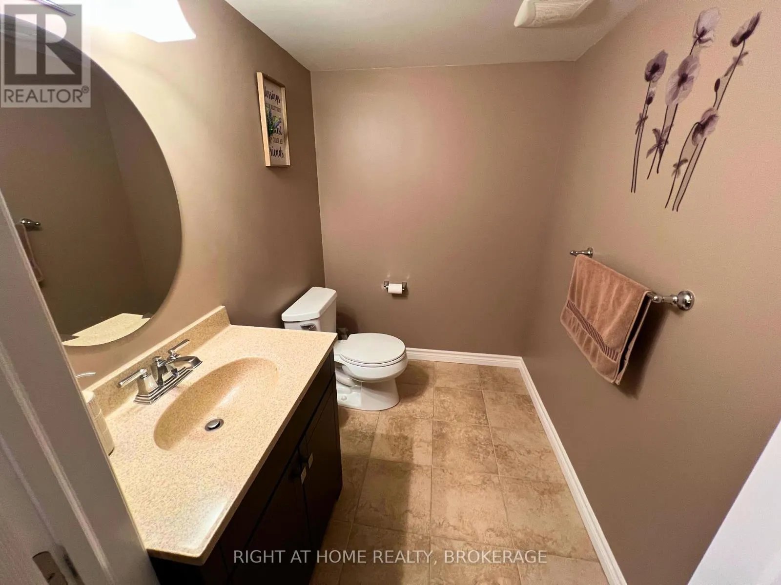 33 - 541 WINSTON ROAD, #33