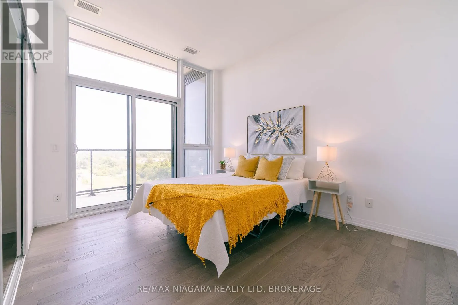 901 - 7711 GREEN VISTA GATE, #901