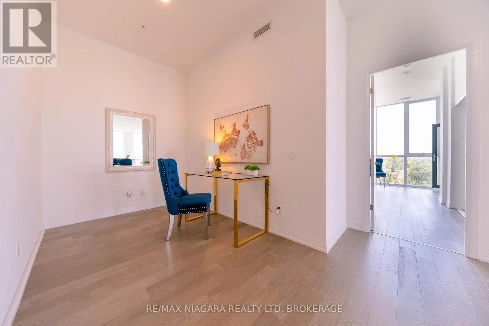 901 - 7711 GREEN VISTA GATE, #901