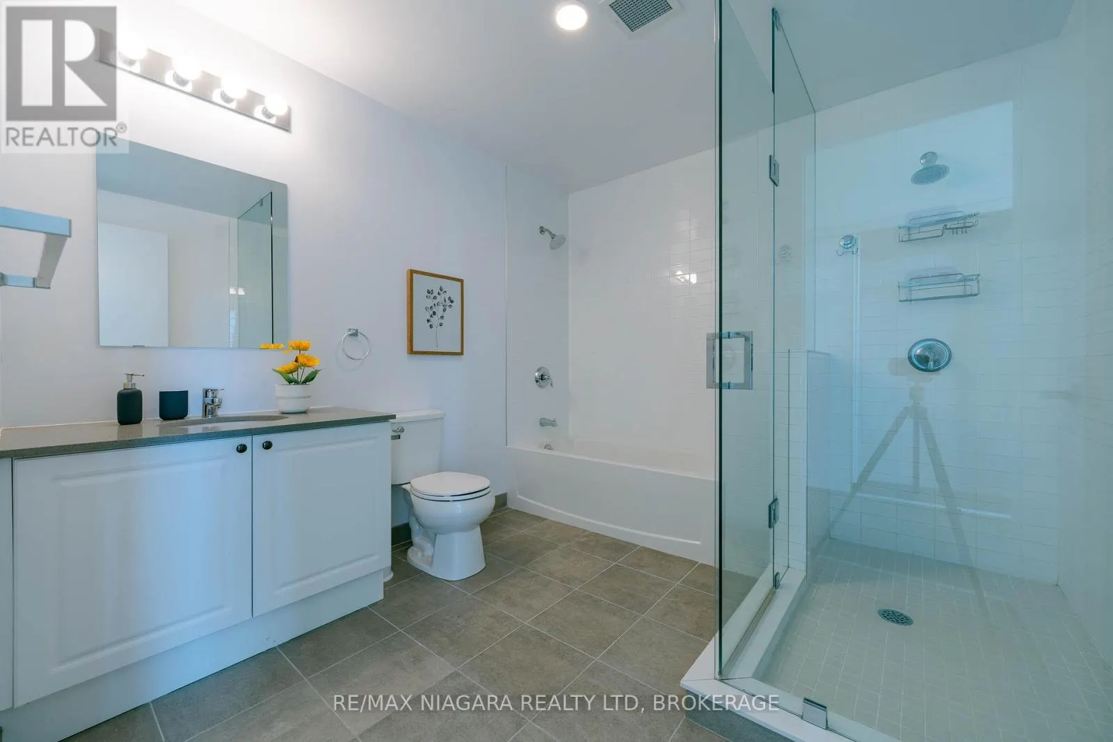 901 - 7711 GREEN VISTA GATE, #901