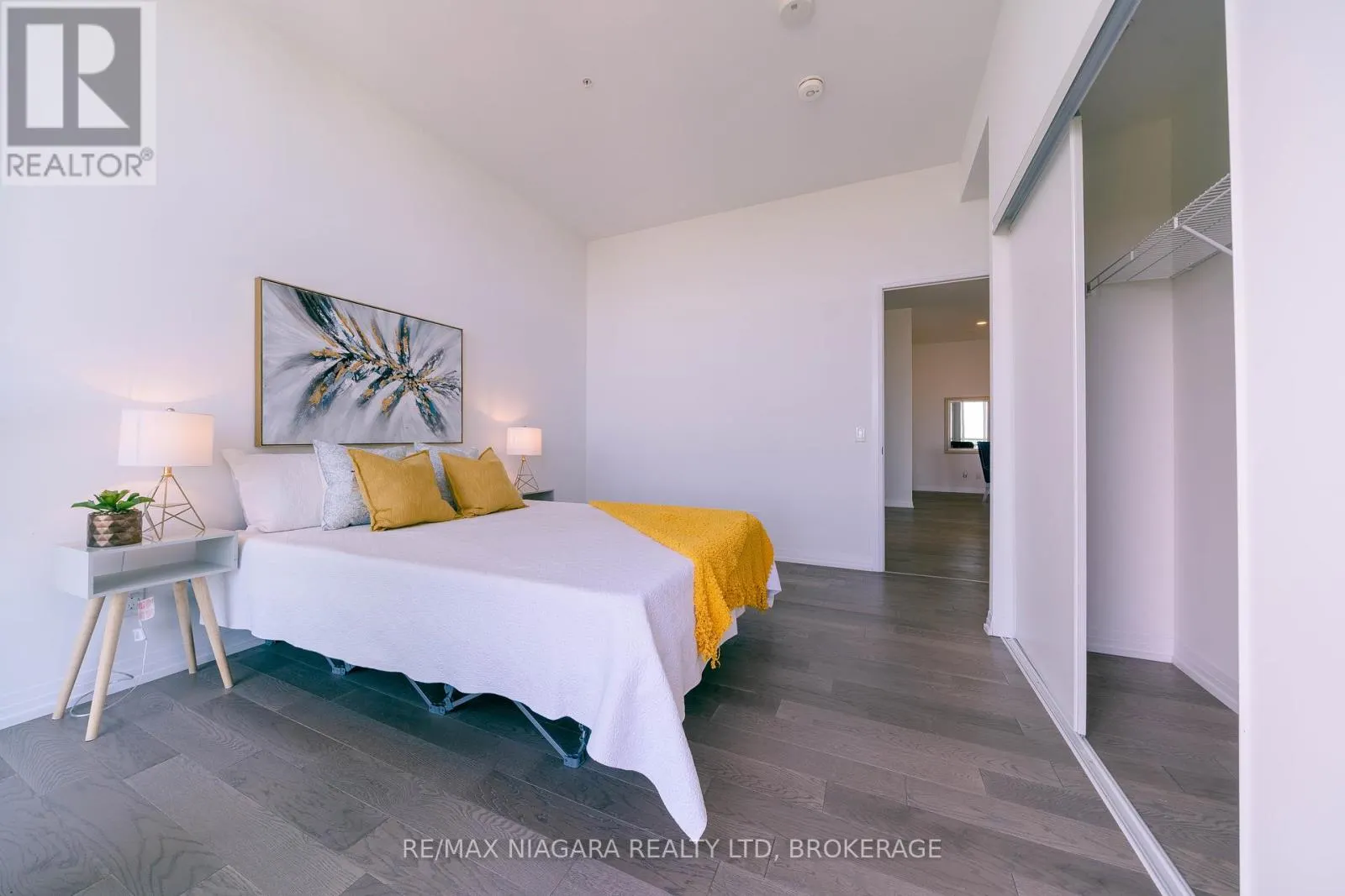 901 - 7711 GREEN VISTA GATE, #901